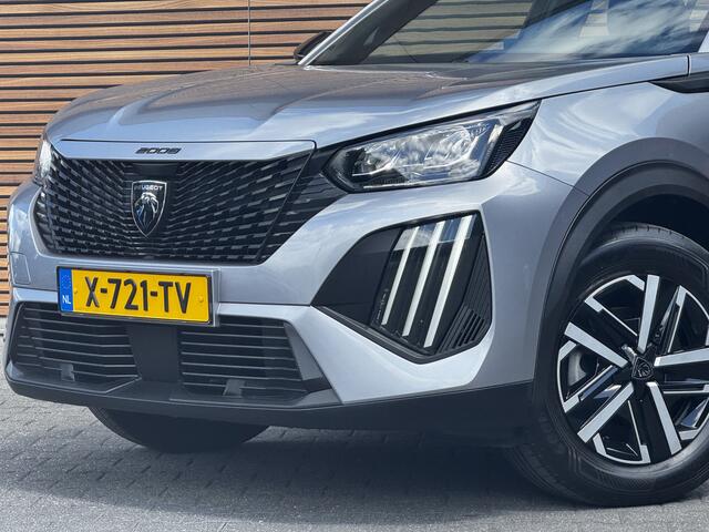 Peugeot 2008 1.2 PureTech 100 Active Camera / Navigatie / Cruise