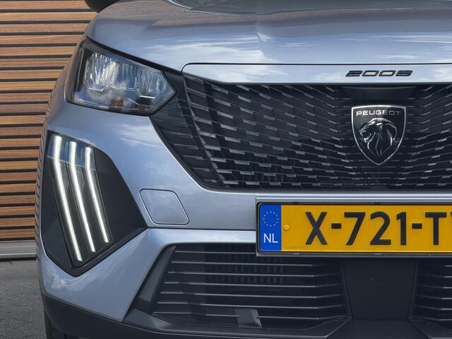 Peugeot 2008 1.2 PureTech 100 Active Camera / Navigatie / Cruise