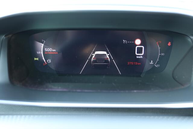 Peugeot 2008 1.2 PureTech 100 Allure Navi / Climate / Cruise