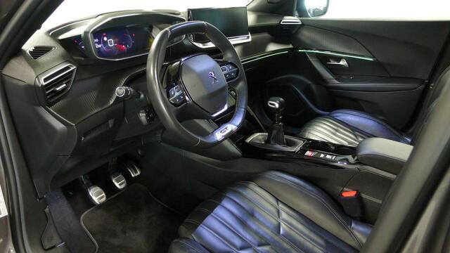 Peugeot 2008 1.2 PureTech GT | Pano dak | Leder | 1e eigenaar