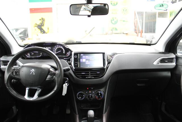 Peugeot 2008 1.2 PureTech Active 76.834km NAP, Panoramadak, Airco, Navi