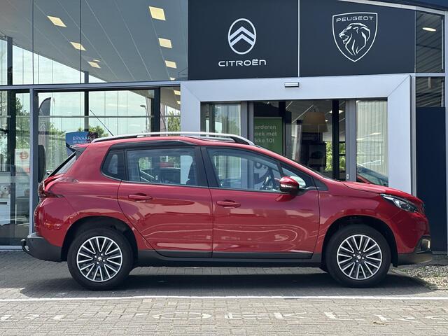 Peugeot 2008 1.2 110pk Blue Lion | Trekhaak | Panorama dak | Airco | Cruise Control | Elektrische ramen | Navigatie | Radio / Bluetooth