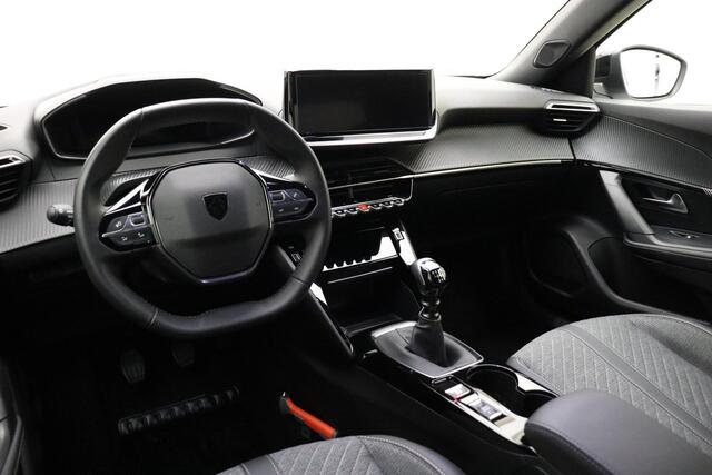 Peugeot 2008 1.2 Allure 100 Pk | Navigatie | Camera Achter | Cruise Control | Climate Control | Draadloze Apple Carplay & Android Auto | LM-Velgen