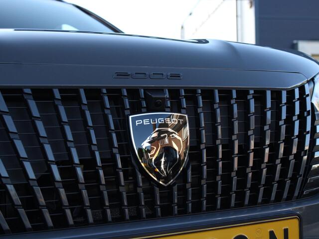 Peugeot 2008 GT 1.2 Hybrid 145PK Automaat Navigatie, Camera 360, Adaptieve cruise control, Lichtmetalen velgen