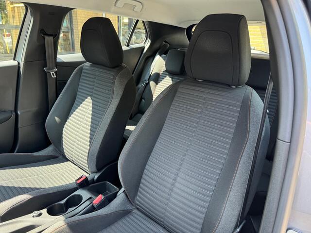 Peugeot 2008 1.2 PureTech Active Climate Control Navi Carplay 360Camera