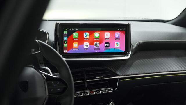 Peugeot 2008 PureTech 130 EAT8 GT | 360 Camera | Adaptieve Cruise Control | Dodehoekdetectie | Apple Carplay