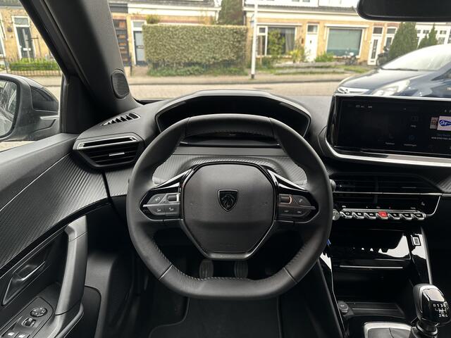 Peugeot 2008 1.2 PureTech Allure 130PK/Stoelverwarming/ECC/PDC.