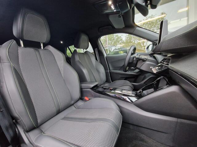 Peugeot 2008 1.2T 130pk Automaat GT | LED koplampen | Achteruitrijcamera | Two Tone | Apple Carplay | Android Auto | Climate Control