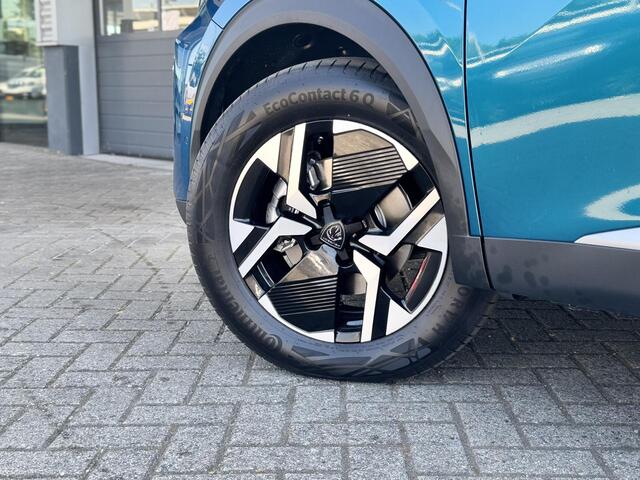 Peugeot 2008 1.2 Hybrid 145pk Allure | AUTOMAAT | NAVI | CAMERA'S | CLIMA | 17" LM | ADAPTIEVE CRUISE CONTROL | DAB+ | ISOFIX