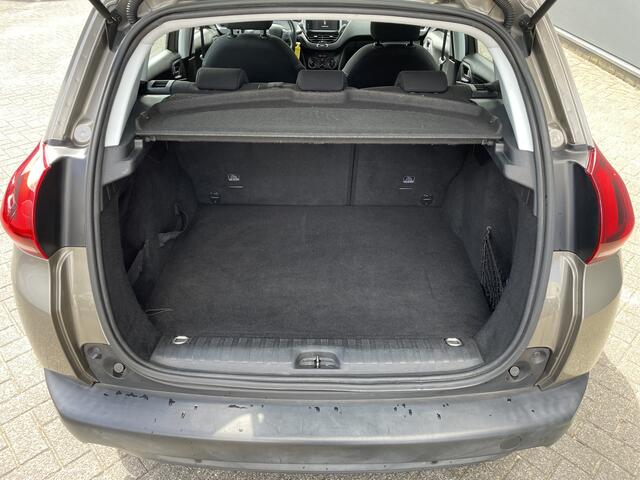 Peugeot 2008 82pk Blue Lion (Navigatie - Airco - Apple Carplay - Cruise Controle)