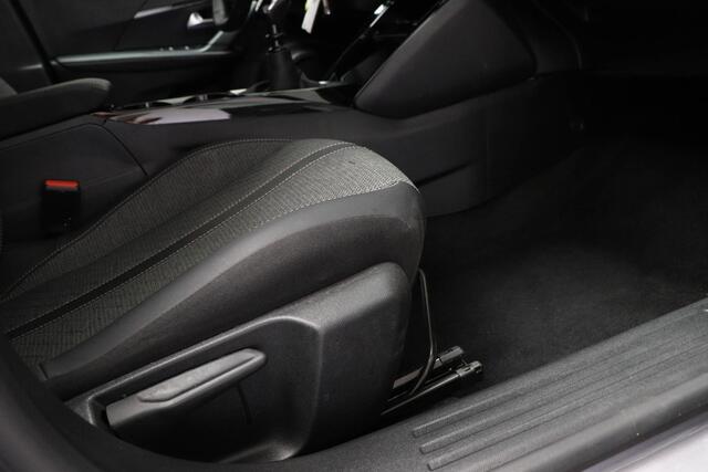 Peugeot 2008 1.2 PureTech 100 Allure | NAVIGATIE PACK | DAB | APPLE | CAMERA
