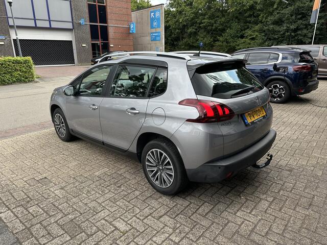 Peugeot 2008 1.2 PureTech Blue Lion Automaat All-in Prijs Airco/Cruise/Navi/Carplay/Android auto/Parkeer sens a Eurorepar