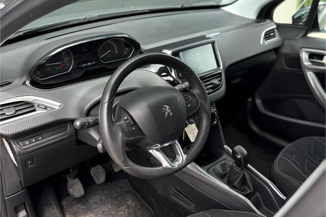 Peugeot 2008 1.2 PureTech Blue Lion 110pk - Cruise - Airco - Carplay - Navi - PDC - Rijklaar