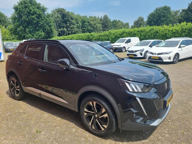 Peugeot 2008 1.2 PURETECH GT