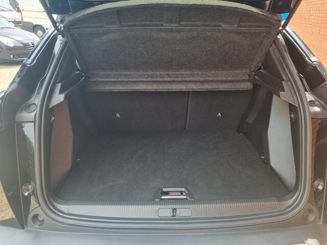 Peugeot 2008 1.2 PURETECH GT