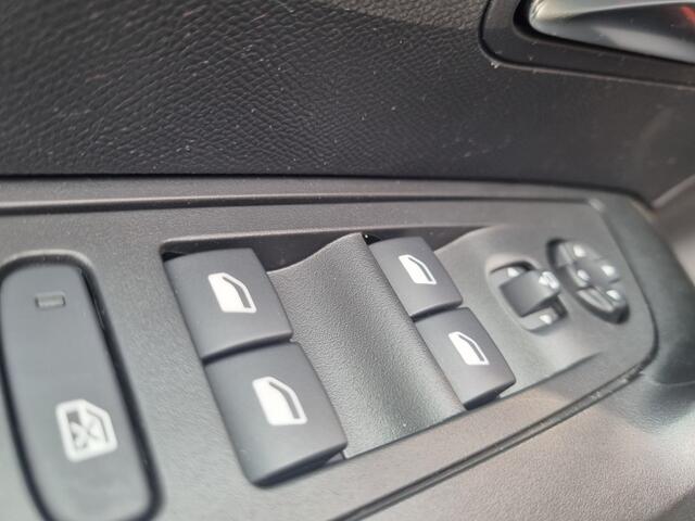 Peugeot 2008 1.2 PURETECH GT