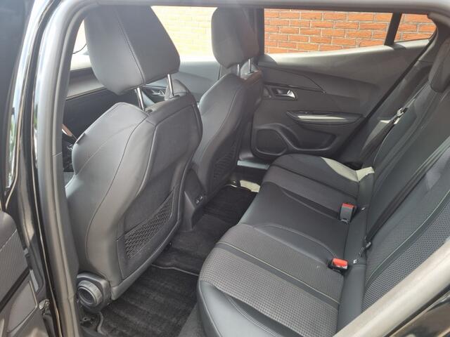 Peugeot 2008 1.2 PURETECH GT