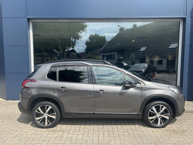 Peugeot 2008 1.2 Turbo 110 PK GT-line | Navigatie | Trekhaak 1250 KG | Panoramadak | 17" Lichtmetalen Velgen | Camera | All Season Banden | Parkeersensoren | Half Lederen Bekleding | LED Dagrijverlichting