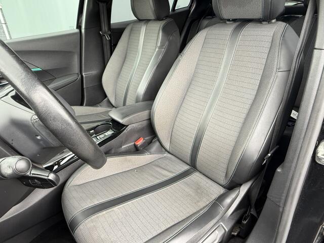 Peugeot 2008 BWJ 2021 1.2 101 PK Allure HALF LEDER / CAMERA / PRIV. GLAS / CLIMA / NAVI / CRUISE / BLUETOOTH / LMV / MULTIFUNCT. STUUR / LED / ISOFIX