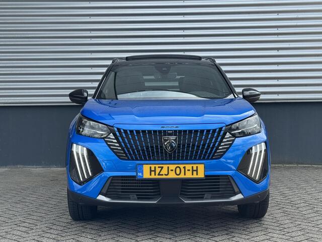 Peugeot 2008 GT Pack 1.2 Turbo 130pk EAT8 | SCHUIF/KANTELDAK | ALCANTARA INTERIEUR | NAVI | 360° CAMERA | DRAADLOZE LADER | DODEHOEKBEW. | VERW. VOORSTOELEN