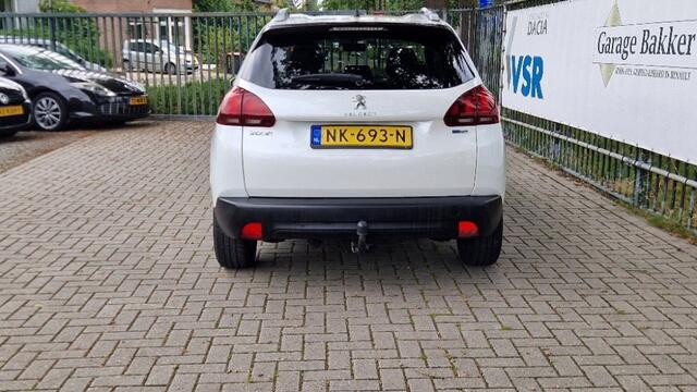 Peugeot 2008 1.2 PURET. BLUE LION