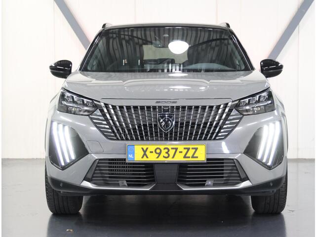 Peugeot 2008 1.2 130PK GT | AppleCarplay/Android Auto | Keyless | Adaptive Cruise Control | Climate Control | Camera | FULL LED | Two-Tone | Sfeerverlichting | Isofix | Privacy Glass | Trekhaak |