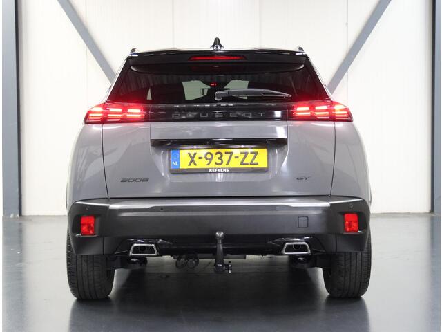 Peugeot 2008 1.2 130PK GT | AppleCarplay/Android Auto | Keyless | Adaptive Cruise Control | Climate Control | Camera | FULL LED | Two-Tone | Sfeerverlichting | Isofix | Privacy Glass | Trekhaak |