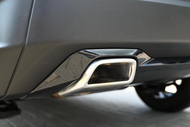 Peugeot 2008 1.2 Hybrid 136 GT