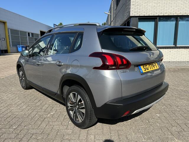 Peugeot 2008 1.2 PureTech Allure 110PK NAVI CARPLAY CRUISE CLIMA.