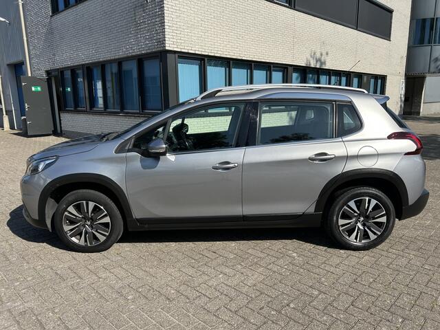 Peugeot 2008 1.2 PureTech Allure 110PK NAVI CARPLAY CRUISE CLIMA.
