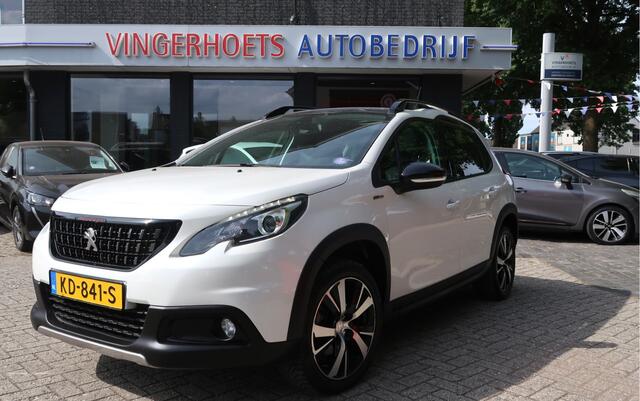 Peugeot 2008 130 Pk. Benzine * GT-line * Super Compleet * Navigatie * 1/2 Leder * L.M. Velgen * Panoramadak * DAB Radio * Apple Car Play / Android Auto Spotify & Google Maps * Climate & Cruise Control * Vingerhoets; Vierde Generatie Eersteklas Service !
