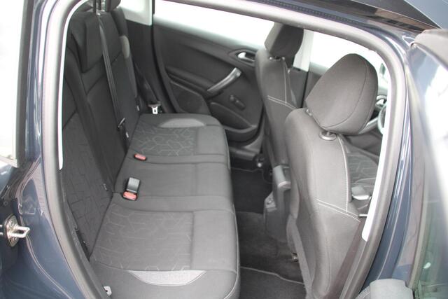 Peugeot 2008 1.2 PureTech 130pk Active Airco Navi Trekhaak 57078km In perfecte staat