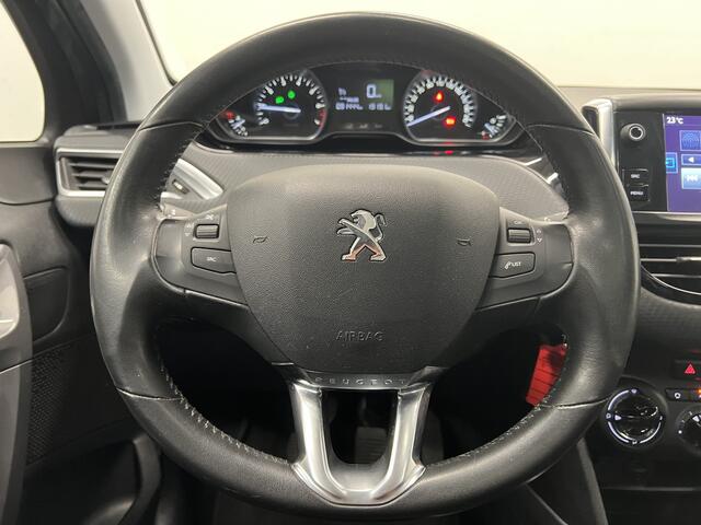 Peugeot 2008 1.2 PureTech Blue Lion | NAVIGATIE | TREKHAAK | CAMERA | PARKEERSENSOREN |