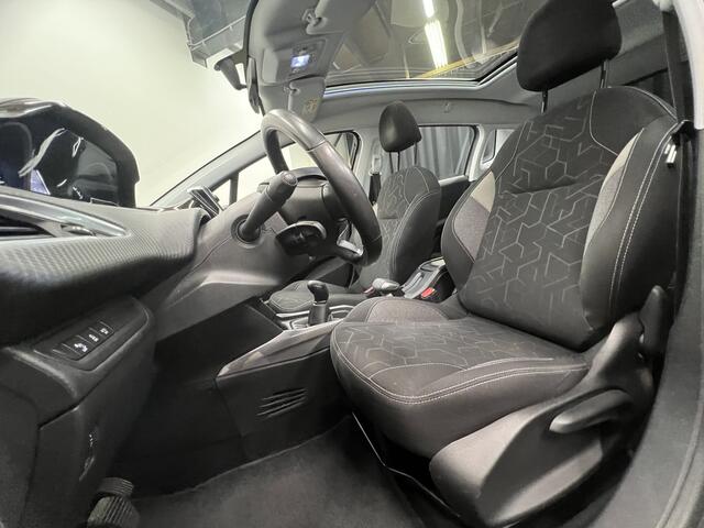 Peugeot 2008 1.2 PureTech Blue Lion | NAVIGATIE | TREKHAAK | CAMERA | PARKEERSENSOREN |