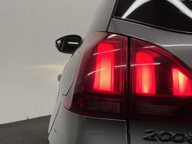 Peugeot 2008 1.2 PureTech Blue Lion | NAVIGATIE | TREKHAAK | CAMERA | PARKEERSENSOREN |