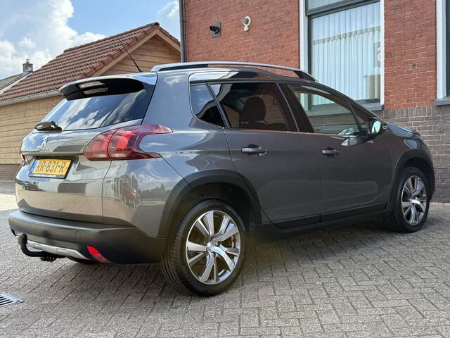 Peugeot 2008 1.2 PureTech Allure | AUTOMAAT | TREKHAAK | PANO | CAMERA | NAVI |