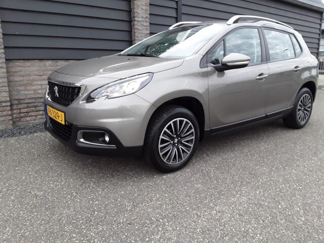 Peugeot 2008 1.2 PURET. BLUE LION