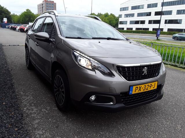 Peugeot 2008 1.2 PURET. BLUE LION
