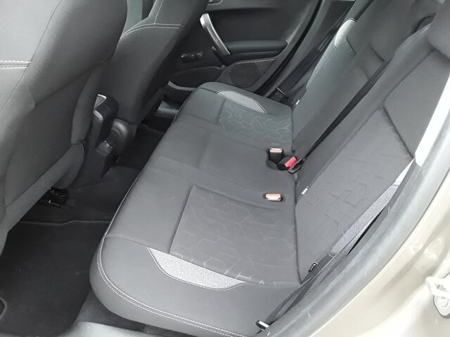 Peugeot 2008 1.2 PURET. BLUE LION