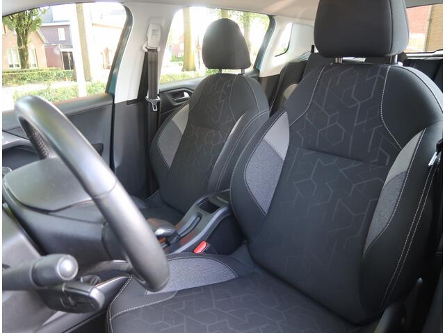 Peugeot 2008 1.2 Benzine Active * Airco * Navigatie * Cruise Control * Isofix * Parkeersensoren * Vingerhoets; Vierde Generatie Eersteklas Service !
