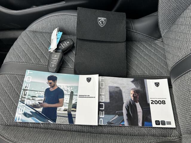 Peugeot 2008 1.2 PureTech 130 Allure / Volledig Onderhouden / Apple & Android Carplay / Camera / Airco / Navigatie /