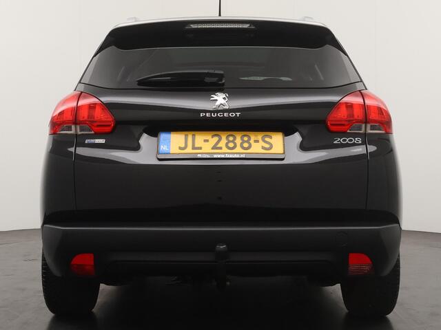 Peugeot 2008 1.2 PureTech Active Automaat - Navigatie - Trekhaak - Panoramadak