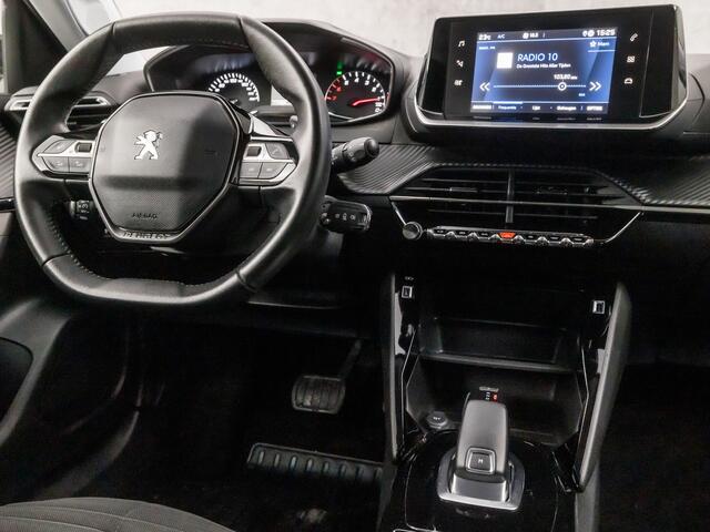 Peugeot 2008 1.2 PureTech Allure Sport 131Pk Automaat (APPLE CARPLAY, GROOT NAVI, LED KOPLAMPEN, LANE ASSIST, SPORTSTOELEN, PARKEERSENSOREN, CRUISE, NIEUWE APK, NIEUWSTAAT)