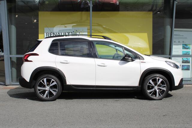 Peugeot 2008 1.2 PureTech GT-line | PANORAMA | CAMERA | PARKEERSENSOREN | CLIMATE CONTROL | CRUISE CONTROL | BLUETOOTH MEDIA