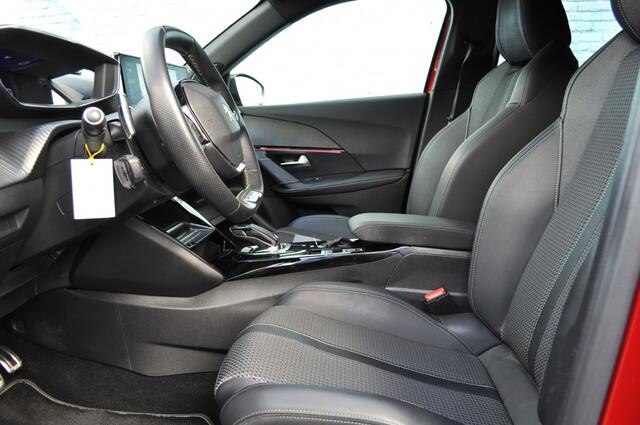 Peugeot 2008 1.2 GT aut. schdak key-less focal cam v+a adapcrc