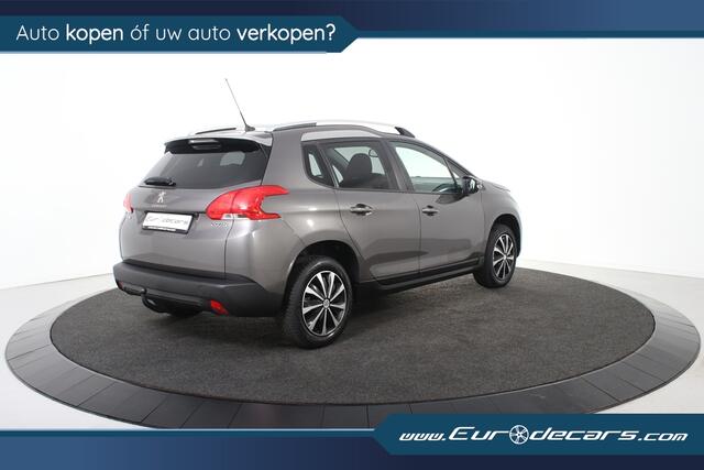 Peugeot 2008 1.2 PureTech Allure *Navigatie*Panoramadak*Parkassist*