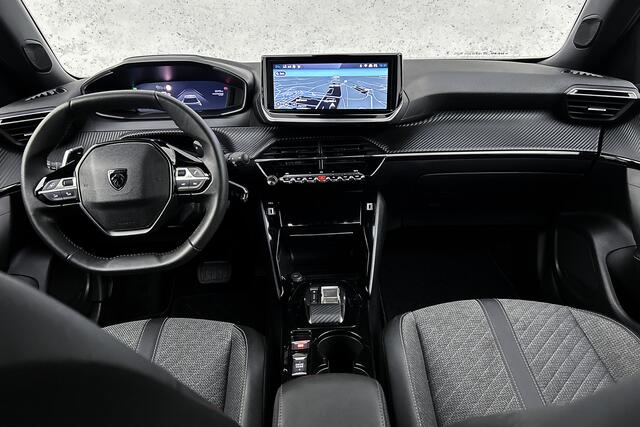 Peugeot 2008 1.2 Hybrid 136 Allure Automaat | Half leder | LED | Apple carplay | Camera | Cruise control