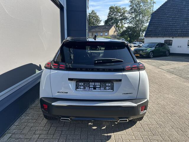 Peugeot 2008 1.2 Hybrid 145 GT | Automaat | Alcantara Bekleding | Stoelverwarming & Massage | Navigatie | 360 Graden Camera | 18 Inch Evissa | Keyless Entry | Full LED Verlichting | Zwart Dak | Dode Hoek Detectie | Cruise Control Adaptief | Climate Control | Hoge Zitp