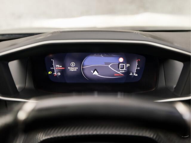 Peugeot 2008 1.2 PureTech GT-Line Sport 155Pk Automaat (PANORAMADAK, VIRTUAL COCKPIT, APPLE CARPLAY, LEDER/ALCANTARA, 360 CAMERA, STOELVERWARMING, ADAPTIVE CRUISE, GETINT GLAS, KEYLESS, LED KOPLAMPEN, DAB+, NIEUWSTAAT)
