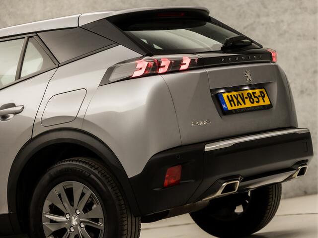 Peugeot 2008 1.2 PureTech Sport 131Pk Automaat (APPLE CARPLAY, GROOT NAVI, LANE ASSIST, PARKEERSENSOREN, SPORTSTOELEN, LED KOPLAMPEN, LM VELGEN, NIEUWSTAAT)